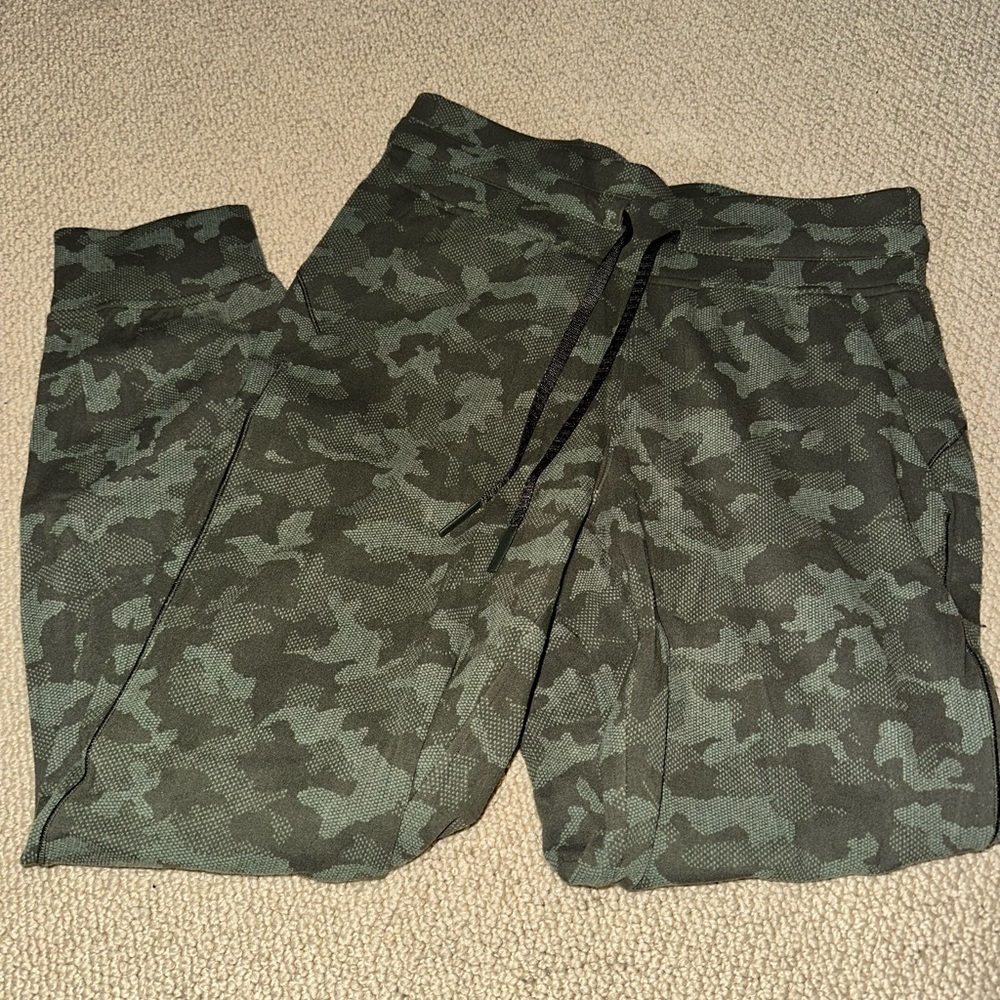 Lululemon joggers